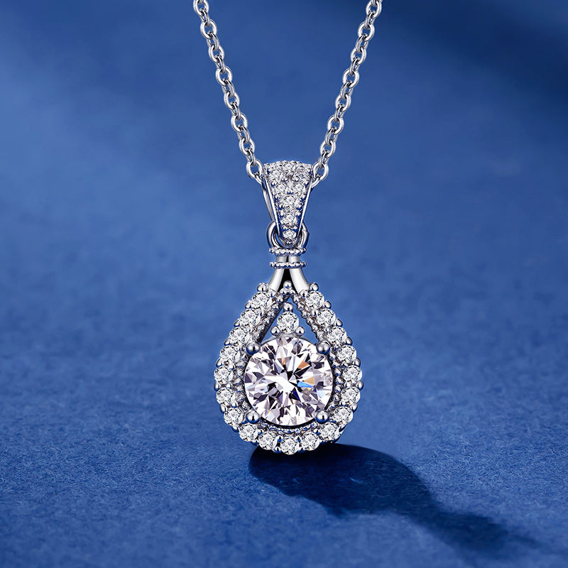 The Sparkle Factor: Unveiling the Allure of Collar Diamante The Sparkle Factor: Unveiling the Allure of Collar Diamante